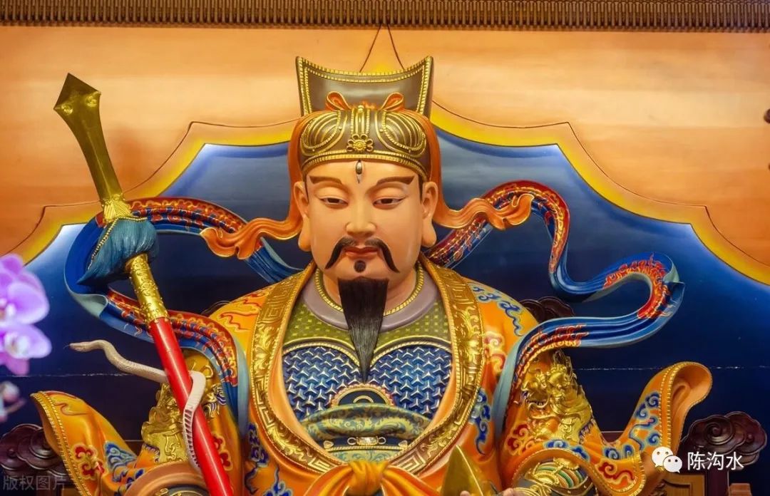 道家是中国文化的根，儒学把《易经》作为六经之首
